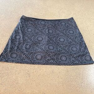 Tranquility Skort geometric floral print sz L